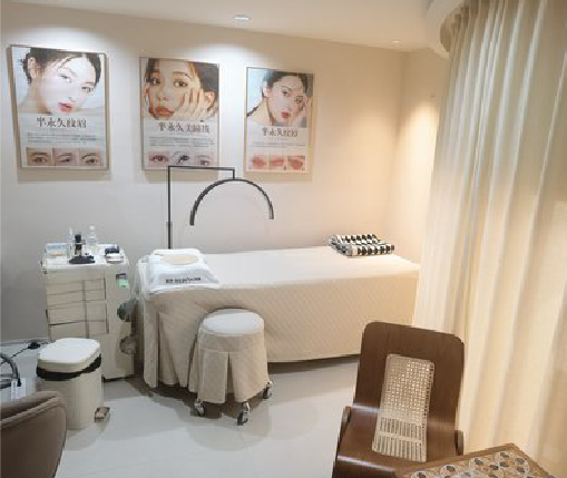 洛宁美容店装修小技巧