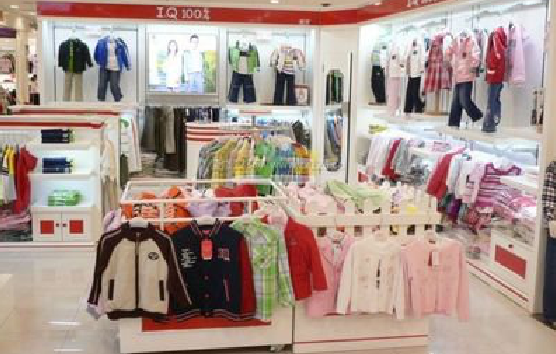 洛宁店面装修风格确定。